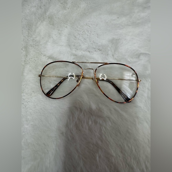 Stylish Gold and Tortoise Aviator Glasses